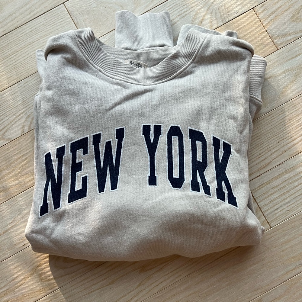 brandy melville crewneck